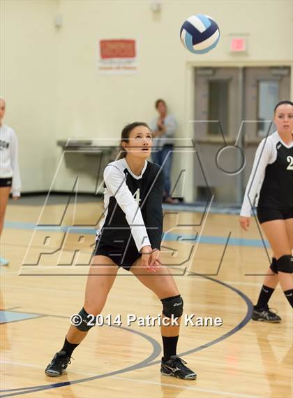 Thumbnail 2 in Herndon @ Yorktown photogallery.