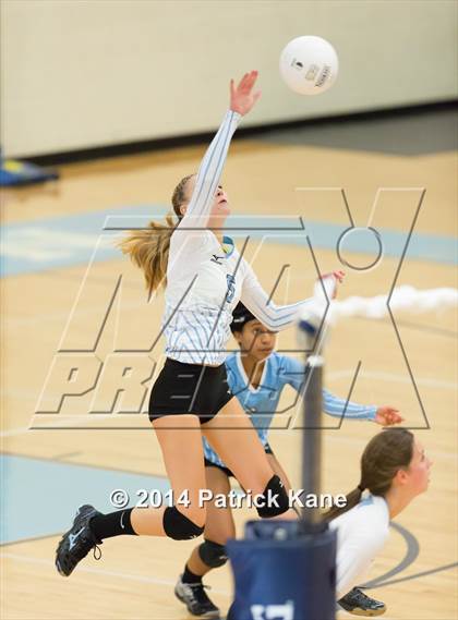 Thumbnail 1 in Herndon @ Yorktown photogallery.