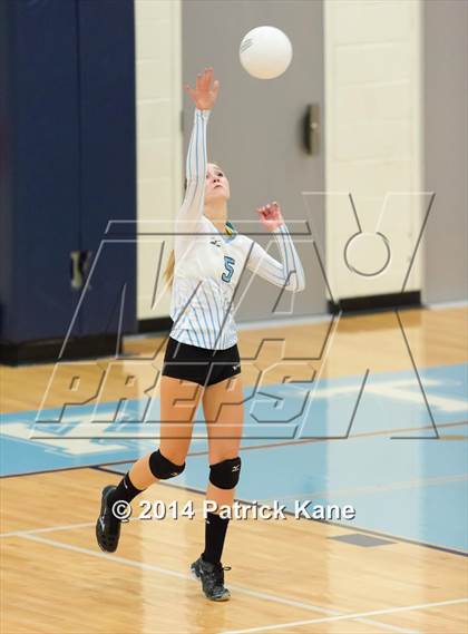 Thumbnail 1 in Herndon @ Yorktown photogallery.
