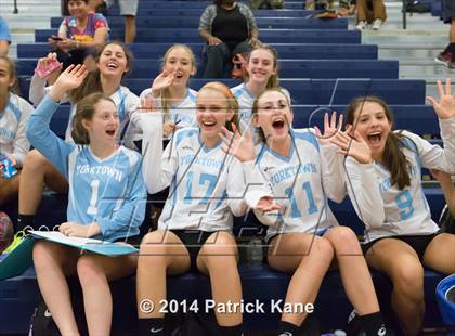 Thumbnail 1 in Herndon @ Yorktown photogallery.