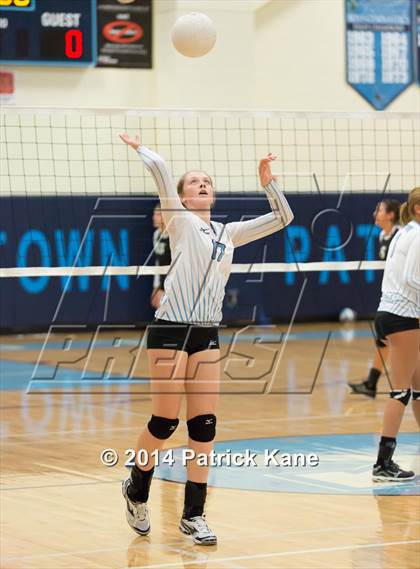 Thumbnail 1 in Herndon @ Yorktown photogallery.