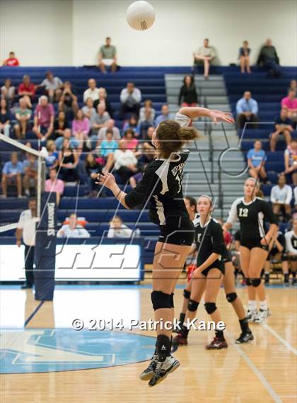 Thumbnail 2 in Herndon @ Yorktown photogallery.