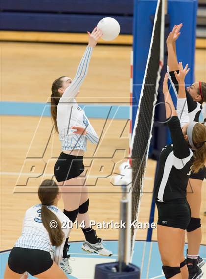 Thumbnail 3 in Herndon @ Yorktown photogallery.