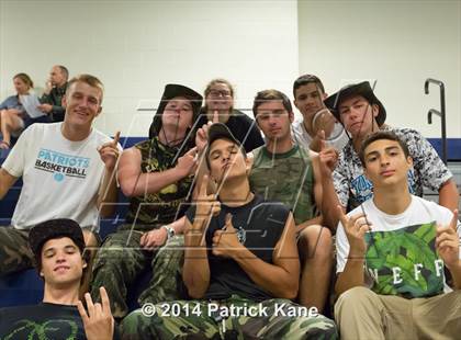 Thumbnail 1 in Herndon @ Yorktown photogallery.