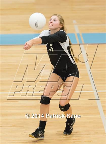 Thumbnail 2 in Herndon @ Yorktown photogallery.