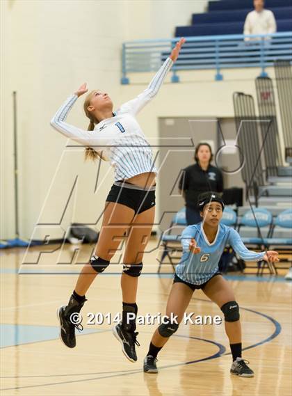Thumbnail 2 in Herndon @ Yorktown photogallery.