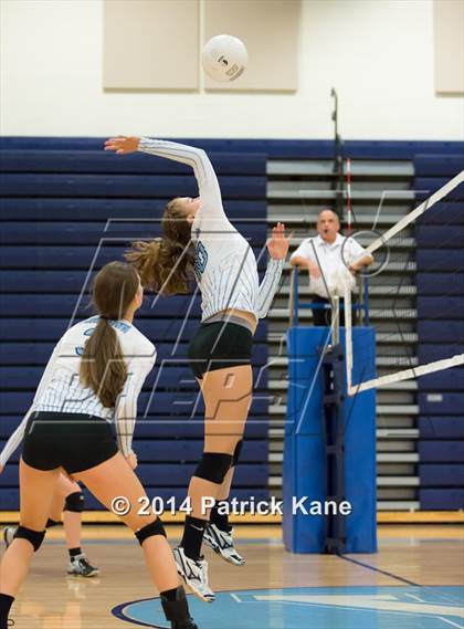Thumbnail 1 in Herndon @ Yorktown photogallery.