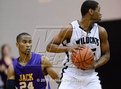 Thumbnail 3 in Jack Britt @ East Chapel Hill (NCHSAA 4A Playoff 2nd Round) photogallery.