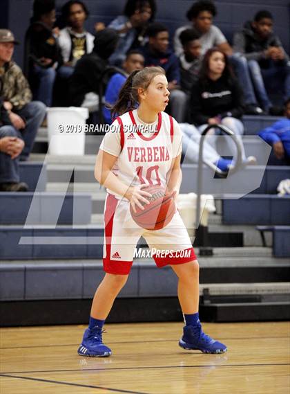 Thumbnail 2 in Isabella vs. Verbena (Chilton County Tournament) photogallery.