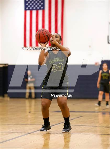 Thumbnail 1 in Isabella vs. Verbena (Chilton County Tournament) photogallery.