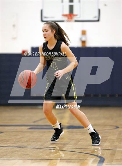 Thumbnail 1 in Isabella vs. Verbena (Chilton County Tournament) photogallery.