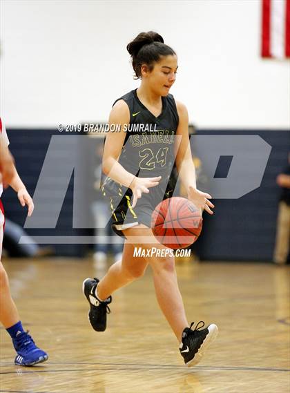 Thumbnail 2 in Isabella vs. Verbena (Chilton County Tournament) photogallery.