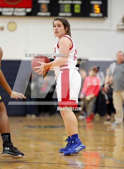 Thumbnail 3 in Isabella vs. Verbena (Chilton County Tournament) photogallery.