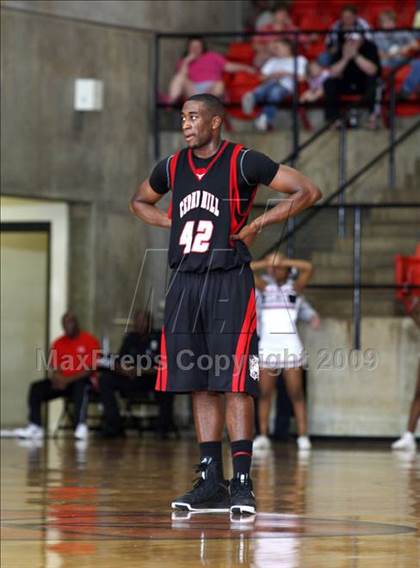 Thumbnail 1 in Cedar Hill vs. Duncanville (Texas 5A Region 1 Final) photogallery.