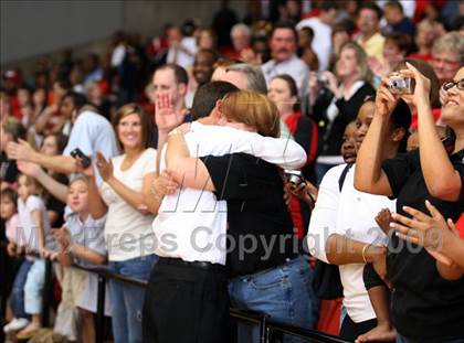 Thumbnail 2 in Cedar Hill vs. Duncanville (Texas 5A Region 1 Final) photogallery.