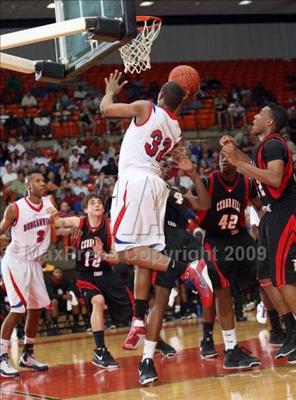 Thumbnail 2 in Cedar Hill vs. Duncanville (Texas 5A Region 1 Final) photogallery.