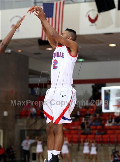 Thumbnail 3 in Cedar Hill vs. Duncanville (Texas 5A Region 1 Final) photogallery.