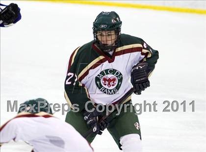 Thumbnail 2 in MICDS vs. Christian Brothers photogallery.