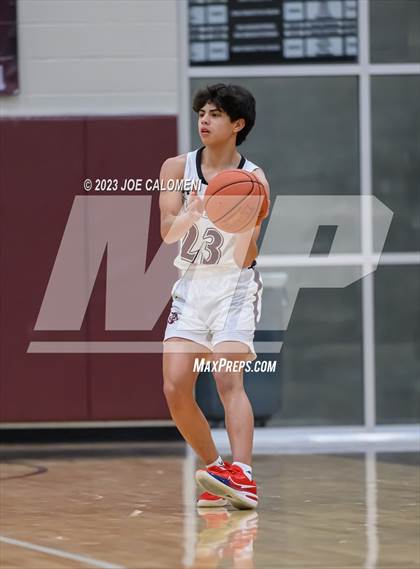 Thumbnail 3 in Davenport vs Fredericksburg photogallery.