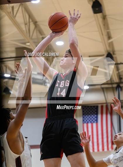 Thumbnail 1 in Davenport vs Fredericksburg photogallery.