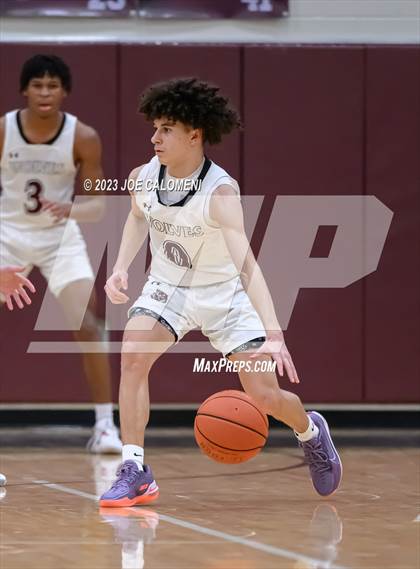 Thumbnail 3 in Davenport vs Fredericksburg photogallery.