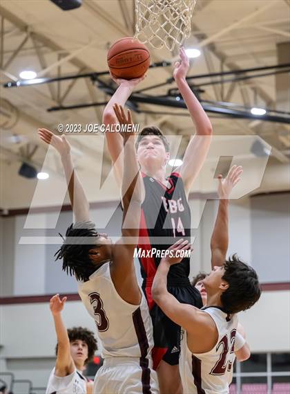 Thumbnail 2 in Davenport vs Fredericksburg photogallery.