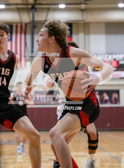 Thumbnail 3 in Davenport vs Fredericksburg photogallery.
