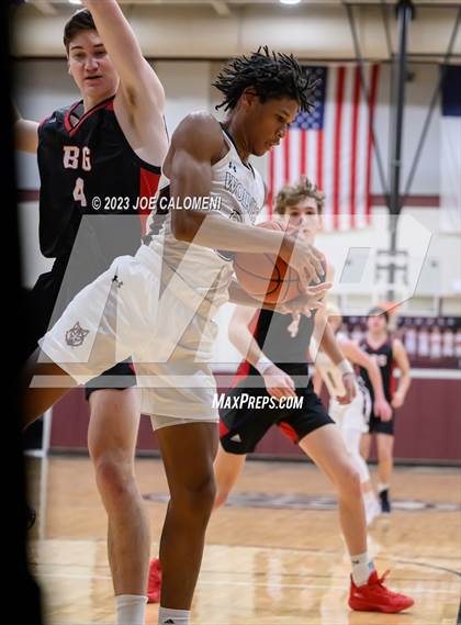Thumbnail 3 in Davenport vs Fredericksburg photogallery.