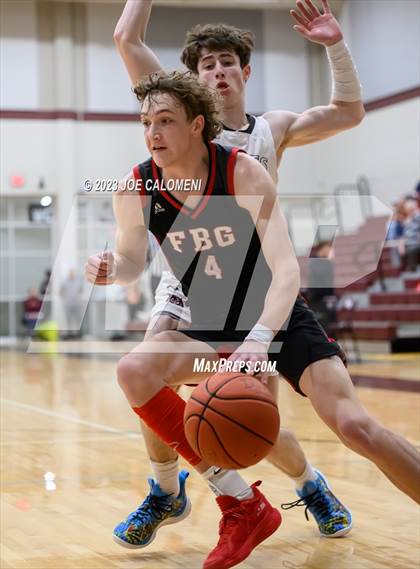 Thumbnail 2 in Davenport vs Fredericksburg photogallery.