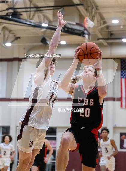Thumbnail 2 in Davenport vs Fredericksburg photogallery.