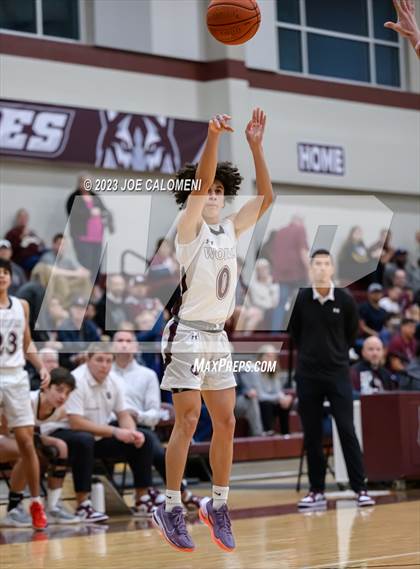Thumbnail 2 in Davenport vs Fredericksburg photogallery.