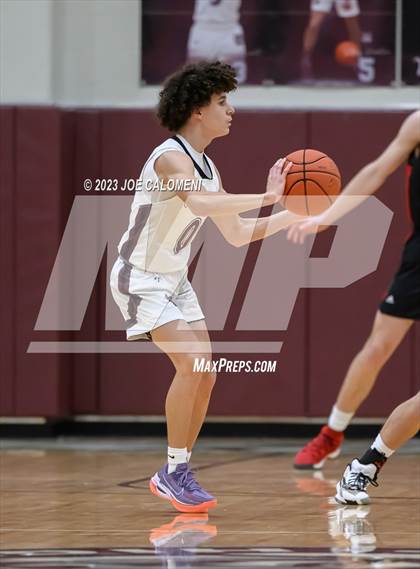 Thumbnail 2 in Davenport vs Fredericksburg photogallery.