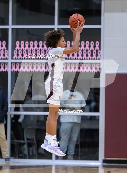 Thumbnail 2 in Davenport vs Fredericksburg photogallery.