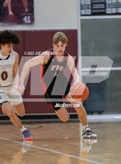 Thumbnail 2 in Davenport vs Fredericksburg photogallery.