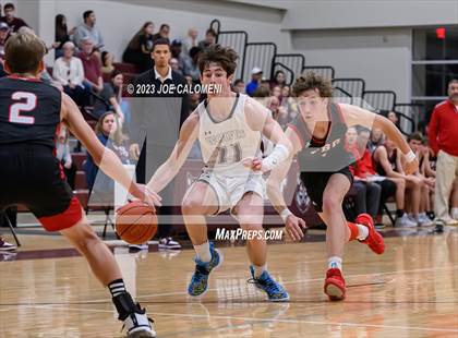 Thumbnail 3 in Davenport vs Fredericksburg photogallery.