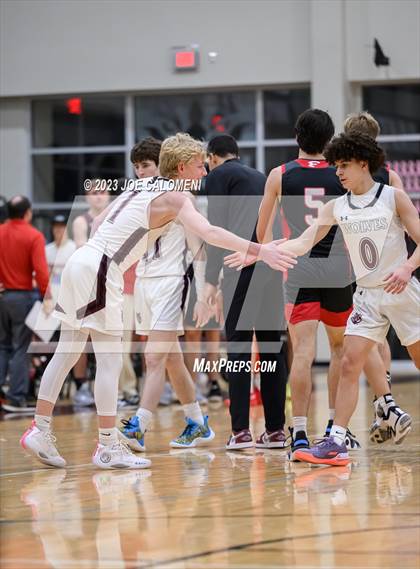 Thumbnail 2 in Davenport vs Fredericksburg photogallery.