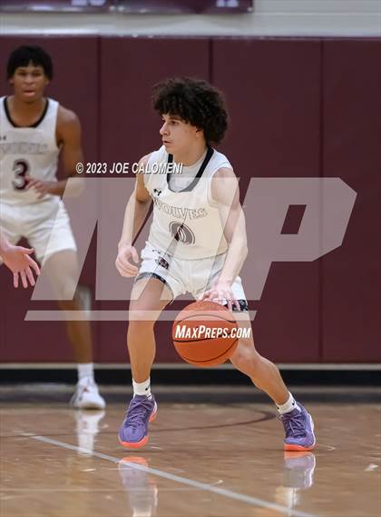 Thumbnail 1 in Davenport vs Fredericksburg photogallery.