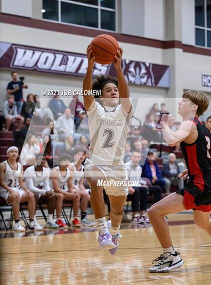Thumbnail 3 in Davenport vs Fredericksburg photogallery.