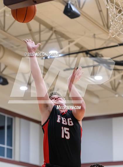Thumbnail 1 in Davenport vs Fredericksburg photogallery.