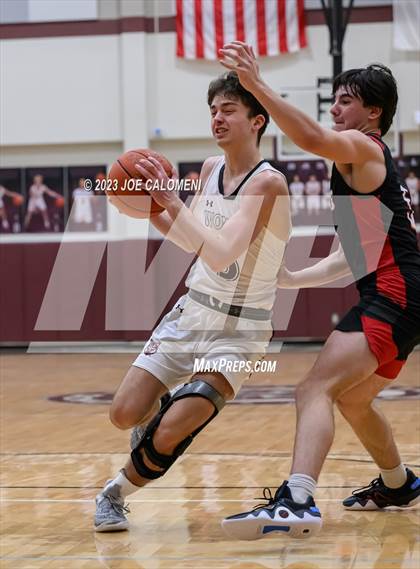 Thumbnail 3 in Davenport vs Fredericksburg photogallery.