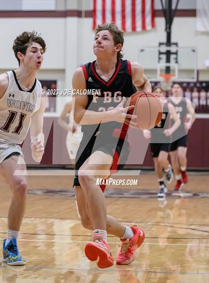 Thumbnail 2 in Davenport vs Fredericksburg photogallery.