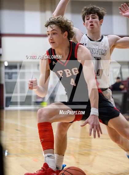 Thumbnail 3 in Davenport vs Fredericksburg photogallery.