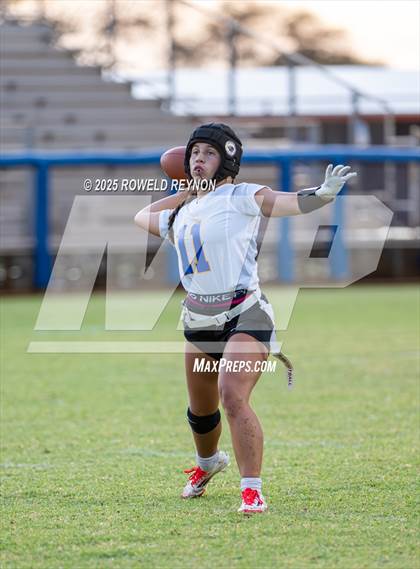Thumbnail 2 in Waimea vs Island (Hanapepe Stadium) photogallery.