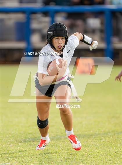 Thumbnail 2 in Waimea vs Island (Hanapepe Stadium) photogallery.