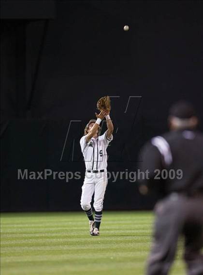 Thumbnail 1 in Freedom vs. De La Salle (CIF NCS D1 Final) photogallery.
