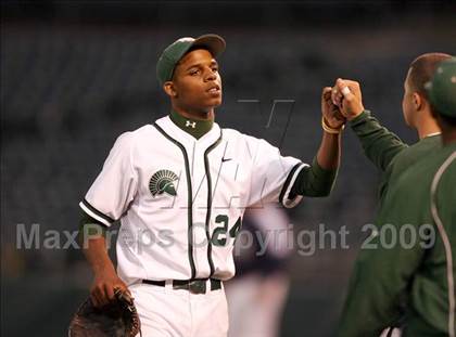 Thumbnail 3 in Freedom vs. De La Salle (CIF NCS D1 Final) photogallery.