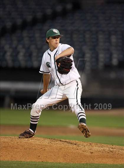 Thumbnail 2 in Freedom vs. De La Salle (CIF NCS D1 Final) photogallery.