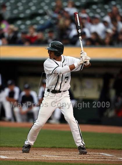 Thumbnail 1 in Freedom vs. De La Salle (CIF NCS D1 Final) photogallery.