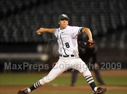 Thumbnail 1 in Freedom vs. De La Salle (CIF NCS D1 Final) photogallery.