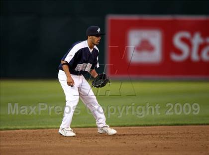 Thumbnail 2 in Freedom vs. De La Salle (CIF NCS D1 Final) photogallery.